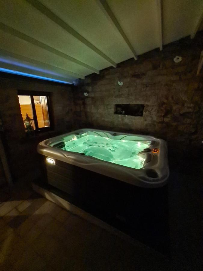 Casa Cristiano Bed & Breakfast Piobbico Eksteriør billede