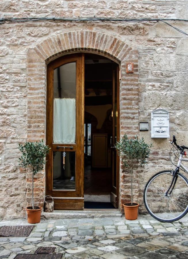 Casa Cristiano Bed & Breakfast Piobbico Eksteriør billede